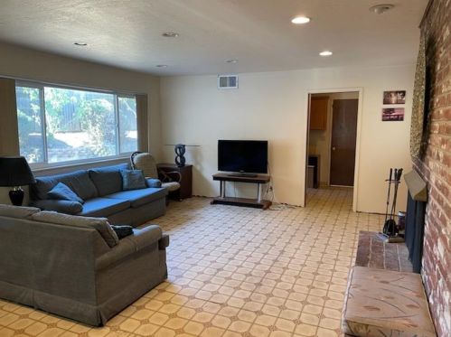 5613 Primrose Dr, Citrus Heights, CA 95610-7541
