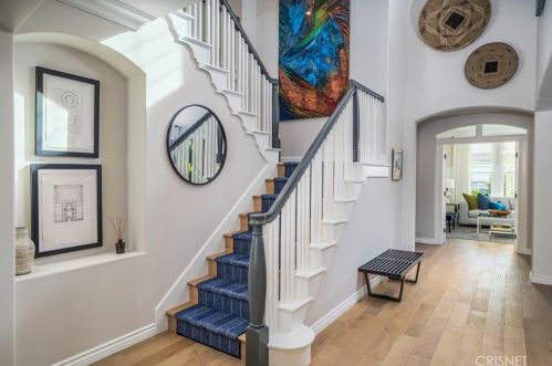 26173 Lone Rock Ct, Santa Clarita CA  91381-0647 exterior