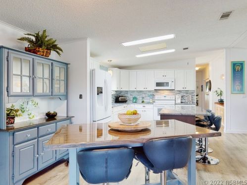 722 Navigators Way, Edgewater FL  32141-5922 exterior