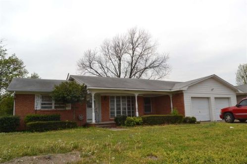 208 Campbell St, Ardmore, OK 73401-1944