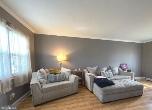 403 Stahl Ave, New Castle DE  19720-3217 exterior