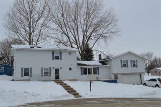 1181 Morningview Rd, Lancaster, WI 53813-2116
