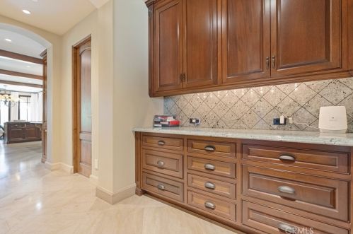 7 Shoreridge, Newport Beach CA  92657-1813 exterior