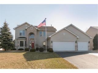 2482 Adele St, Saint Paul, MN 55109-1971