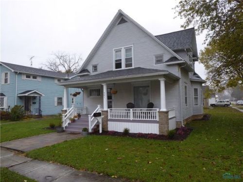 501 Superior St, Genoa, OH 43430-1735