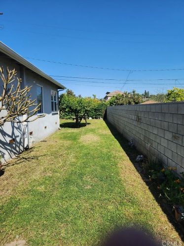 330 Ynez Ave, Monterey Park CA  91754-1639 exterior