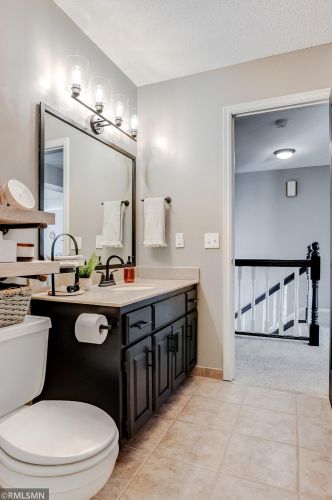 2960 Everest Ln, Minneapolis MN 55447-1238 exterior