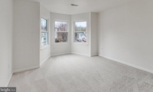 13931 Ruler Ct, Woodbridge VA  22193-3733 exterior