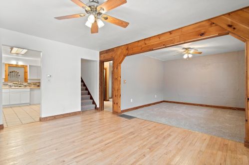 769 Main St, Cedar Grove, WI 53013-1306