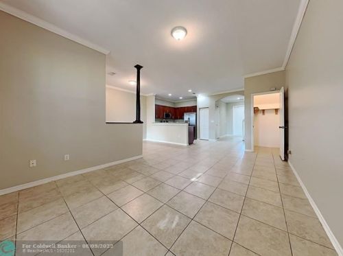 305 River Bluff Ln, West Palm Beach, FL 33411-4217