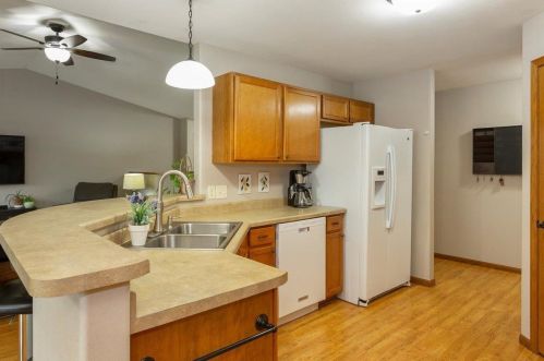 109 Green Ash Ln, Watertown WI  53094-5601 exterior