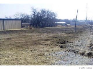 3909 Price Rd, Bartlesville, OK 74006-7206