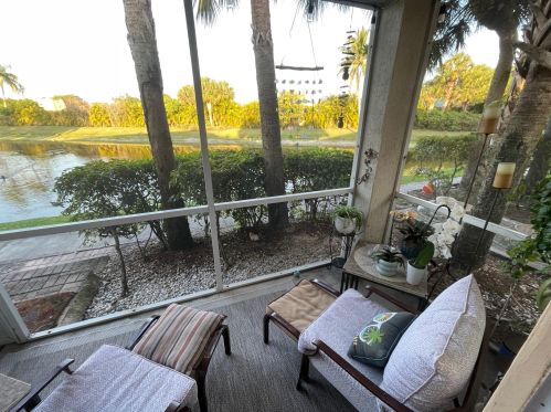 111 Coconut Key Ln, Delray Beach FL  33484-8832 exterior