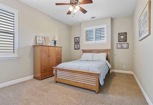 1238 River Pointe Dr, Lodi CA  95240-0564 exterior