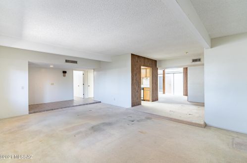 7822 Waverly St, Tucson, AZ 85715-4235
