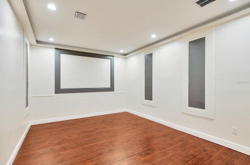 1040 Pointe Alexis Dr, Tarpon Springs FL  34689-7119 exterior