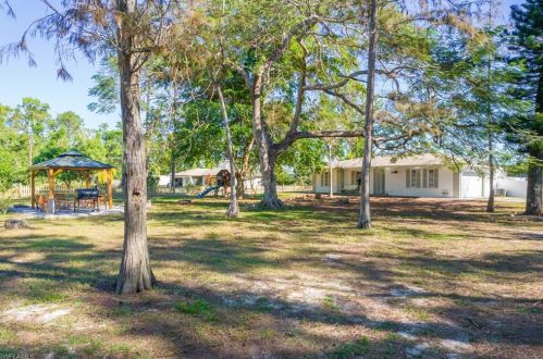 2690 64th St, Naples FL  34105-7306 exterior