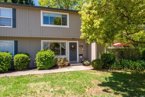 5056 Charmian Dr, Santa Rosa CA  95409-3539 exterior