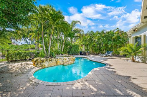 10254 Sand Cay Ln, West Palm Beach FL  33412-3009 exterior