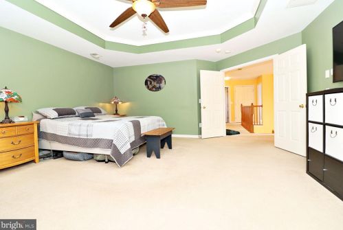 164 Pebble Beach Dr, Charles Town WV  25414-4074 exterior