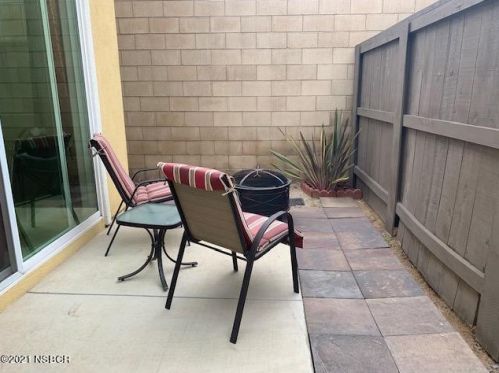 1321 Dolcetto Ln, Santa Maria CA 93458-6326 exterior