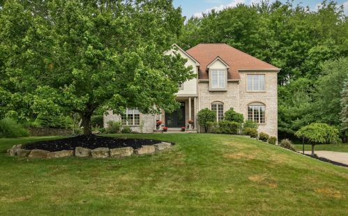 1525 Brimfield Dr, Sewickley, PA 15143-8538