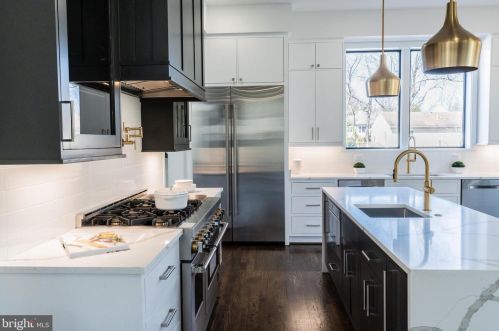 2219 Westmoreland St, Falls Church VA  22043-1701 exterior