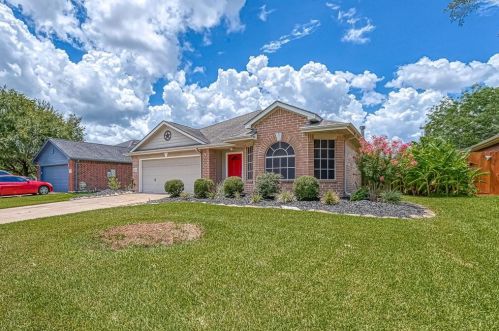3518 Pawnee Dr, Morgans Point TX  77571-3974 exterior