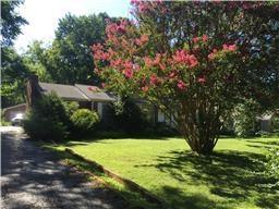4601 Camellia Pl, Nashville, TN 37216-1801
