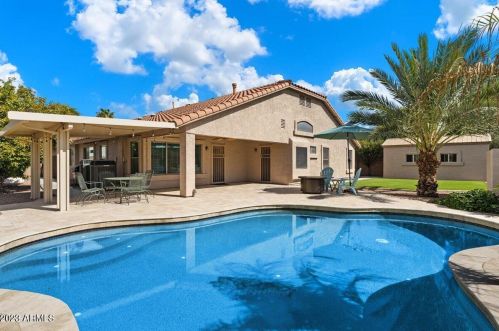 2460 Birch St, Gilbert, AZ 85295-5988