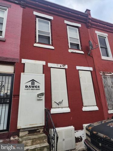 2437 Colorado St, Philadelphia, PA 19132-4310
