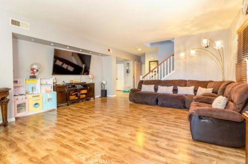 19515 Palomar St, Lake Elsinore CA  92530-6393 exterior