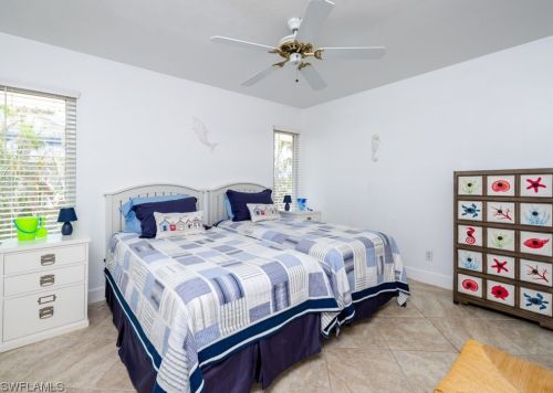 1015 Sand Castle Rd, Sanibel FL  33957-3614 exterior