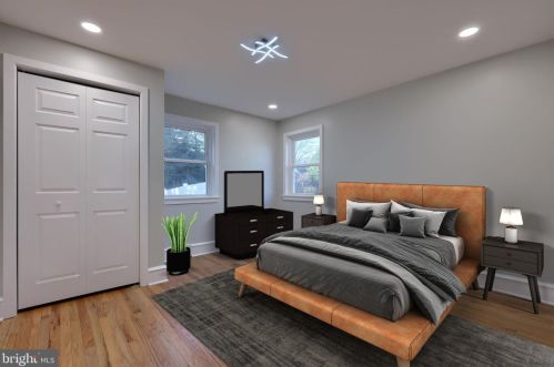 124 Millersville Rd, Lancaster PA  17603-4220 exterior