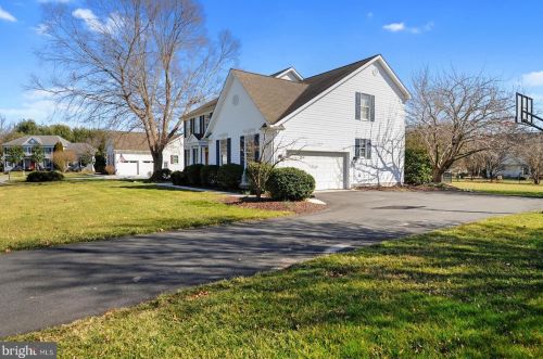 80 Coventry Ct, Dover, DE 19901-6552
