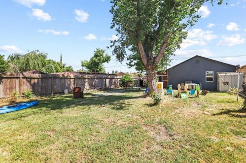 2667 Santa Fe St, Riverbank CA  95367-2226 exterior