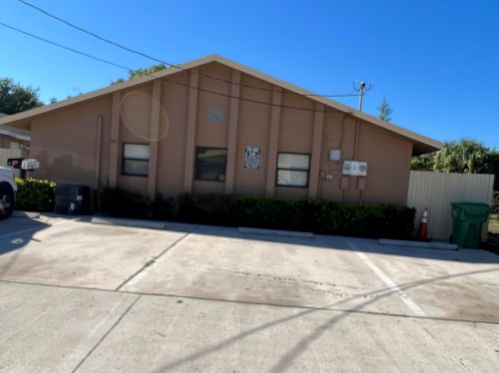 641 9th St, West Palm Beach, FL 33401-3660