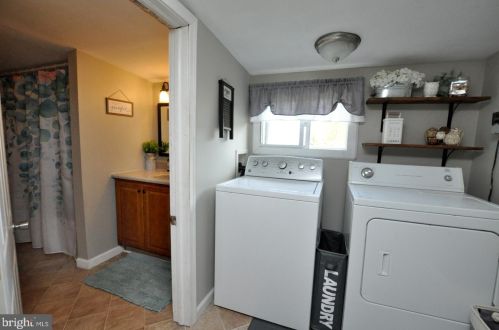 296 Ridge Rd, Browns Mills NJ  08015-4513 exterior