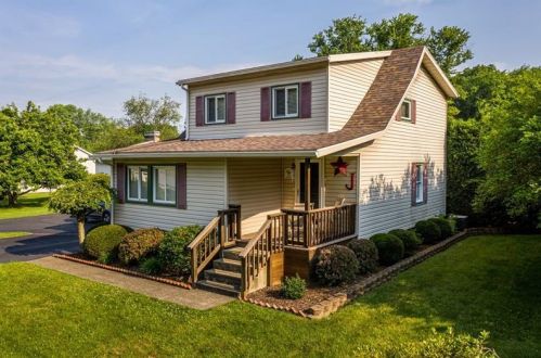 212 Bentley Ave, Greenville, PA 16125-1423