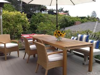 416 Emerald Bay, Laguna Beach CA  92651-1215 exterior