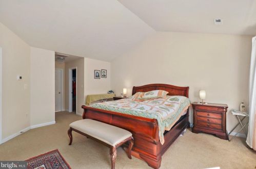 25 Cedarview Ct, Fredericksburg VA  22406-7286 exterior