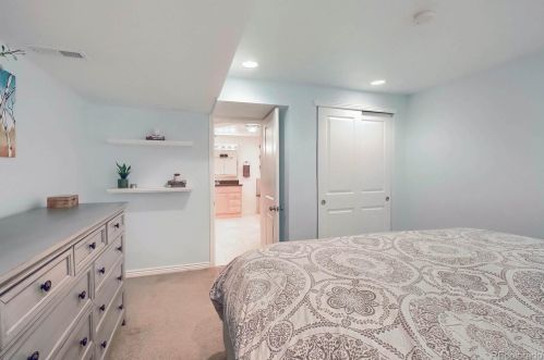 3515 Eudora St, Denver CO 80222-7321 exterior