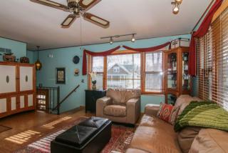 1822 Jenifer St, Madison, WI 53704-5525