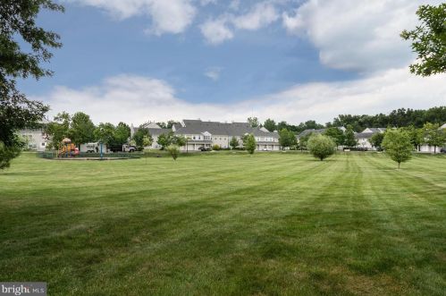 817 Roundtree Pl, Lawrence Township NJ  08648-2538 exterior