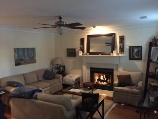 1336 Fenwick Plantation Rd, Johns Island SC  29455-3139 exterior