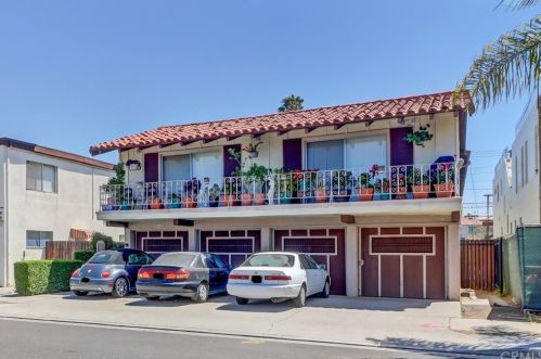 930 Roswell Ave, Long Beach, CA 90804-5594