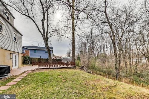 4326 Granby Rd, Woodbridge VA  22193-2514 exterior