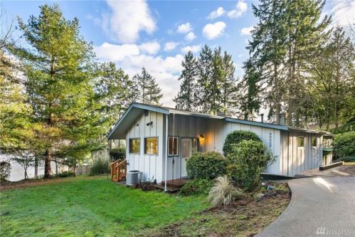 23307 Vashon Hwy, Vashon, WA 98070-7061