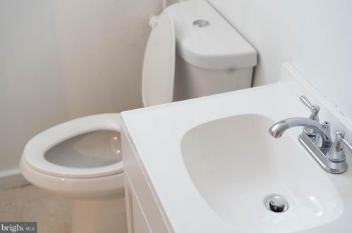 5133 C St, Philadelphia PA  19120-3621 exterior