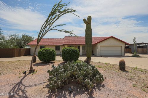 22715 Gibson Ln, Buckeye, AZ 85326-3878